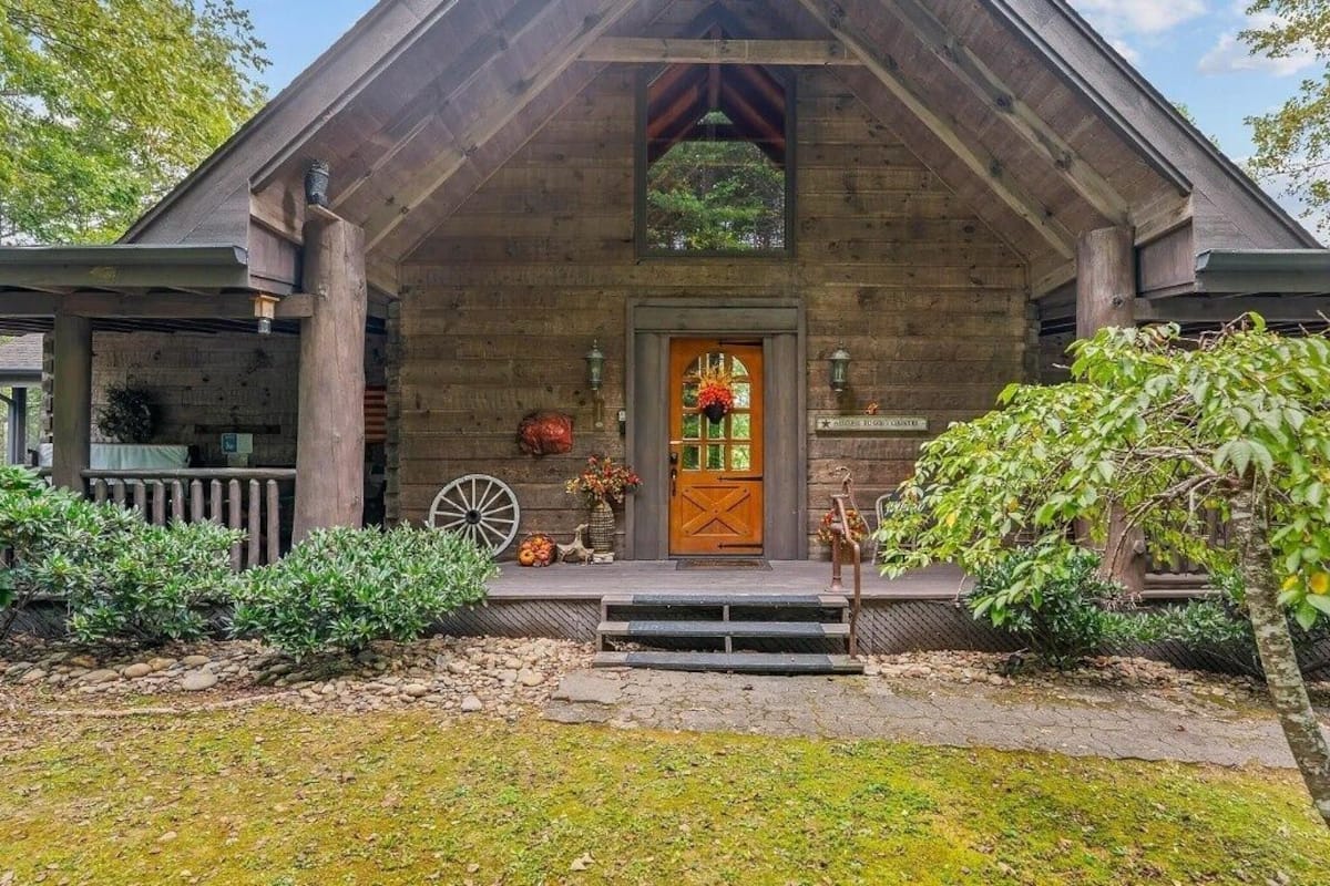 하우스, 침실 4개 | 외부 세부 사진