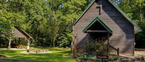 Maison, 4 chambres | Extérieur