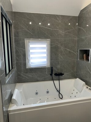 Photo non classée, 4 sur 8, bouton