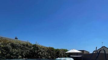 Utomhuspool