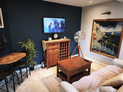 Groombridge 1 Bed Self Catered Flat, can Sleep 4