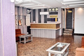 Reception - Hotel Uma Palace Gorakhpur (Gorakhpur)