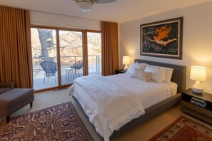 3 chambres, fer et planche à repasser, accès au Wi-Fi (inclus)