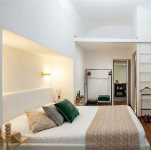 2 bedrooms, iron/ironing board, WiFi, bed sheets - Rome in Style Colosseum (Roma)
