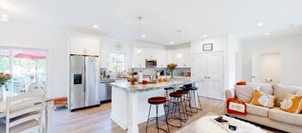 Renovated, dog-friendly home with private pool, hot tub & stunning backyard