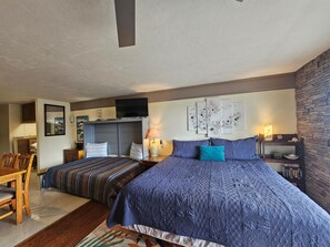 1 Schlafzimmer, Bügeleisen/Bügelbrett, kostenloses WLAN, Bettwäsche