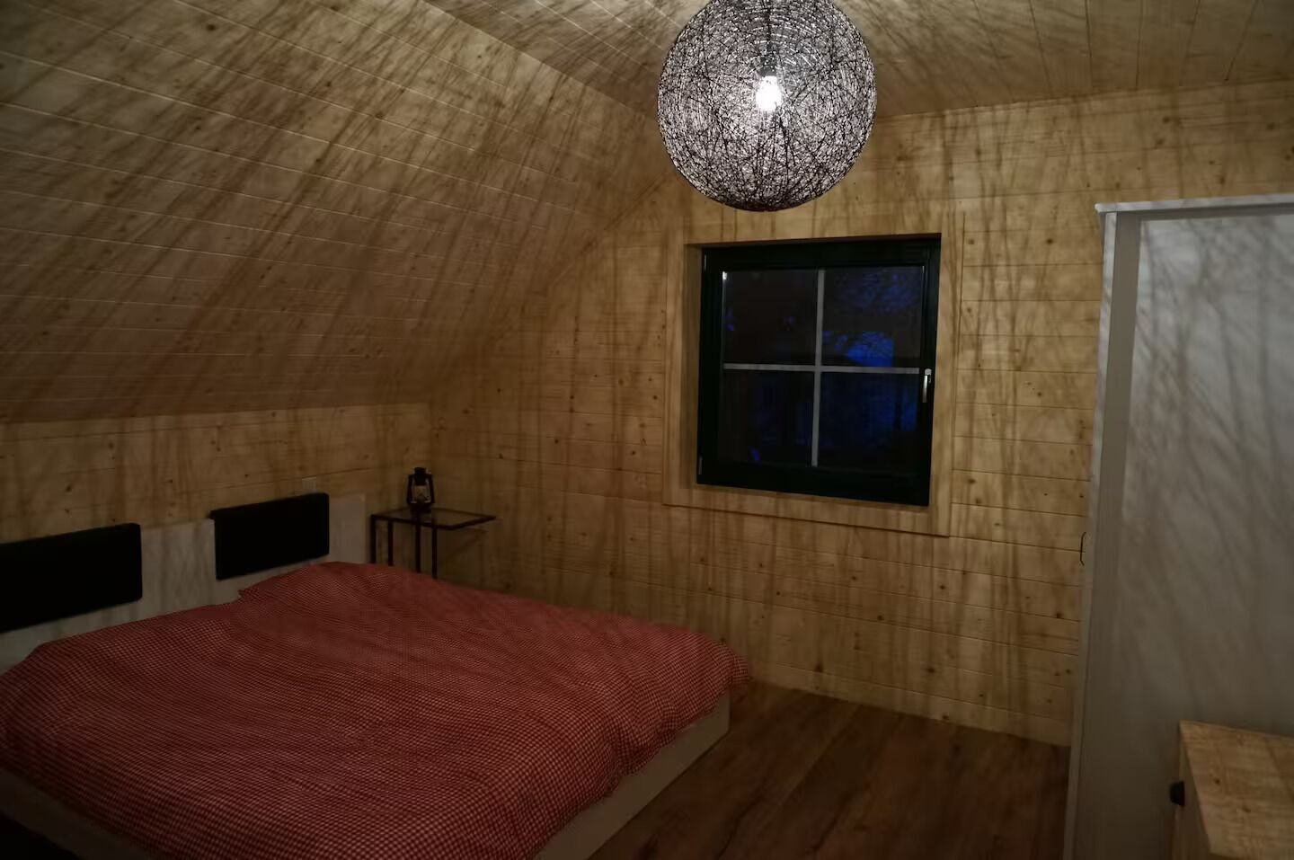 Apartment, 2 Bedrooms, Pets Allowed, Mountain View | Free WiFi