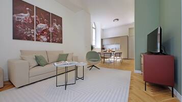 Apartment, 2 Bedrooms, Non Smoking, Kitchen | Living area