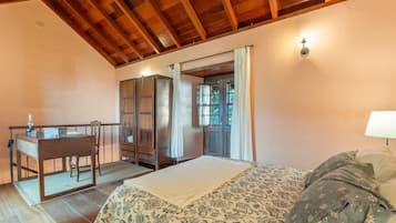 2 sovrum, strykjärn/strykbräda, wi-fi och sängkläder