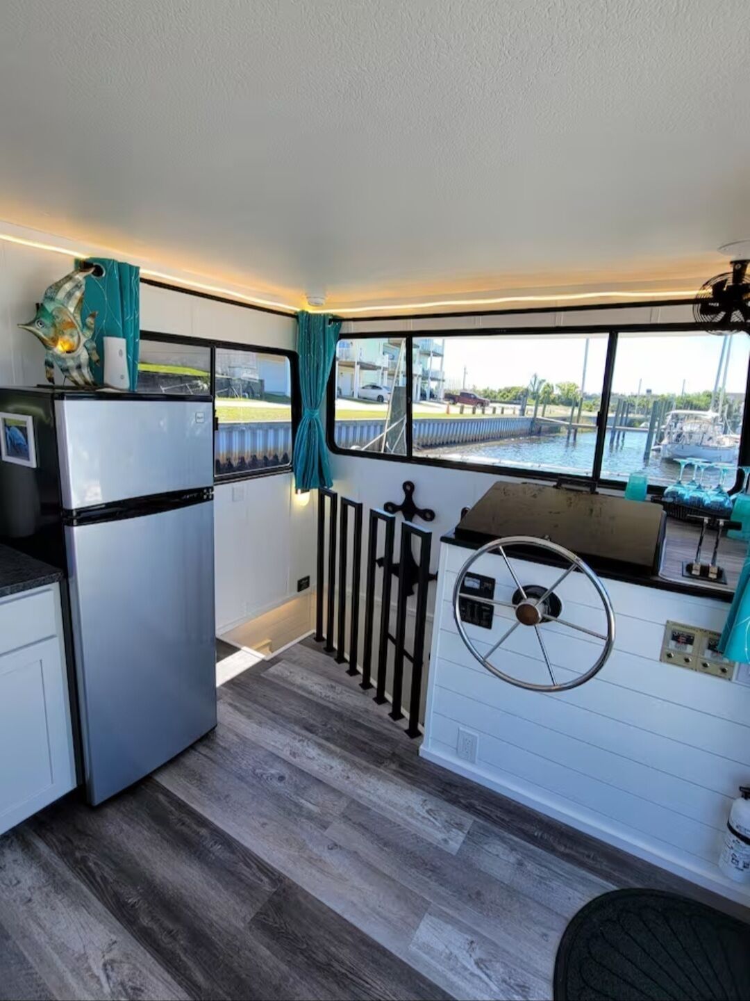 Fridge, microwave, coffee/tea maker, blender