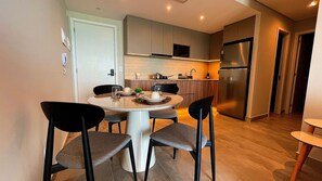 Apartment | Dining