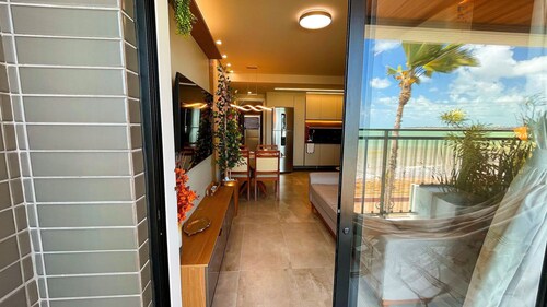 FRENTE MAR 2 QUARTOS OCEAN - By Living