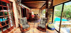 Unclassified image, 2 of 18, button - Loerie Escape – Luxury Bushveld Retreat Near Kruger Park in Marloth Park SA (Marloth Park)