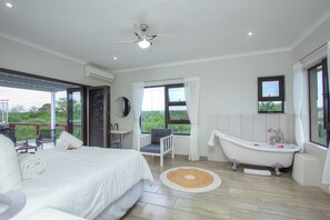 Unclassified image, 4 of 17, button - Penthouse Safari Lodge with Upperdeck Pool overlooking the Kruger National Park (Marloth Park)