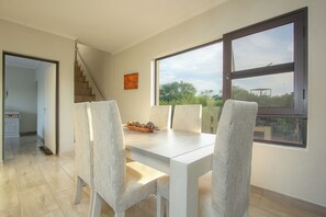 Unclassified image, 5 of 17, button - Penthouse Safari Lodge with Upperdeck Pool overlooking the Kruger National Park (Marloth Park)