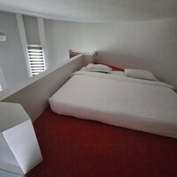 Family Triple Room, Valley View | Laptop workspace