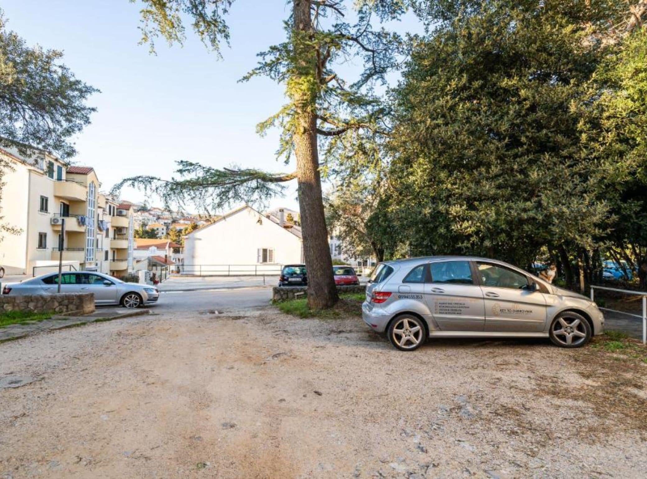 Apartment (OneBedroom Apartment with parking) | Exterior