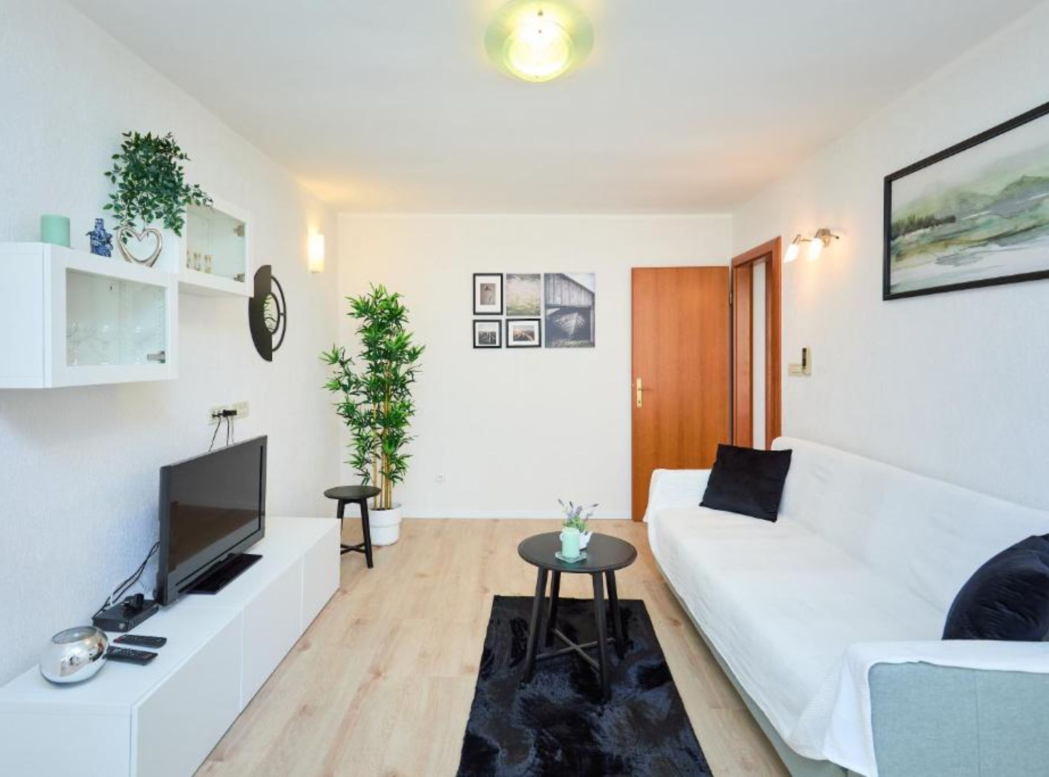 Apartment (OneBedroom Apartment with parking) | Property amenity