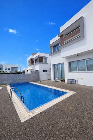 Nicht klassifiziertes Bild, 4 von 17, Schaltfläche