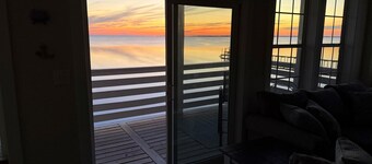 Waterfront Seclusion Stunning Sunsets