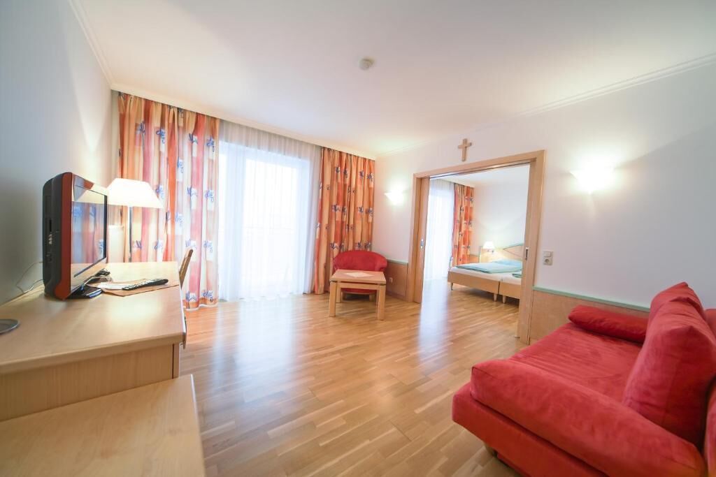 Junior tweepersoonskamer, balkon, uitzicht op bergen