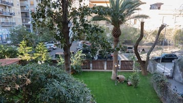 Double Room, Balcony, Garden View | Property grounds