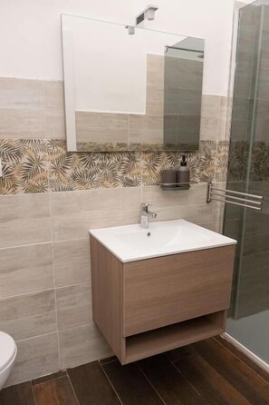 Double Room, Balcony, Courtyard View