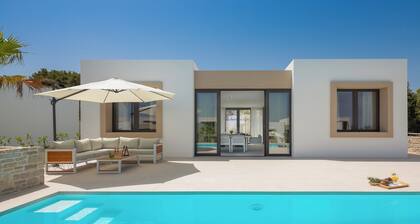 The Palms Resort 2BR Villa Dream Four with Pool