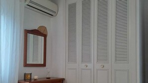 2 bedrooms, iron/ironing board, travel cot, free WiFi - New!! Enjoy Benalmadena Costa!! Magnificent views, 2 bedrooms, terrace, garage (Benalmádena)