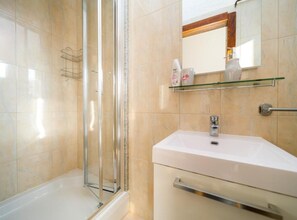 Appartement (Two bedroom 4+2 (Andrea)) | Badkamer | Handdoeken