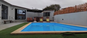 Room-serene Apartment Escape in Achada F