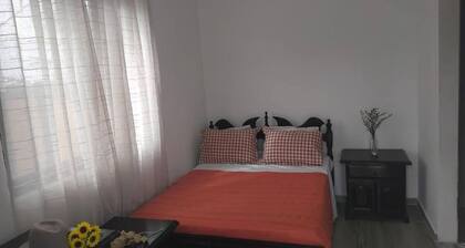 Room-serene Apartment Escape in Achada F