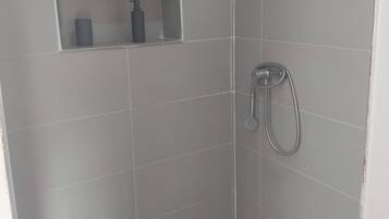 Room, 1 Bedroom, Accessible, Smoking | Bilik Mandi