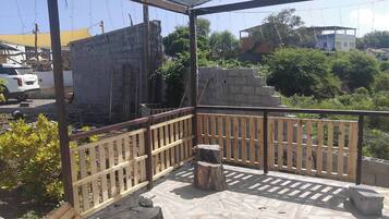 Apartment, 2 Bedrooms, Accessible, Smoking | Property grounds