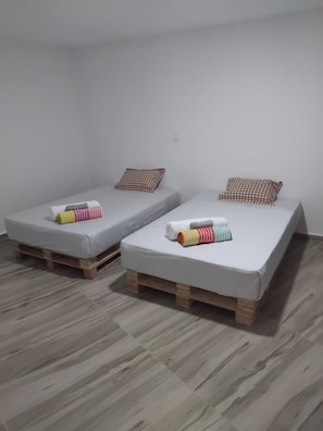 อพาร์ทเมนท์, 2 ห้องนอน, พร้อมสิ่งอำนวยความสะดวกสำหรับผู้พิการ, สูบบุหรี่ได้ | 2 ห้องนอน