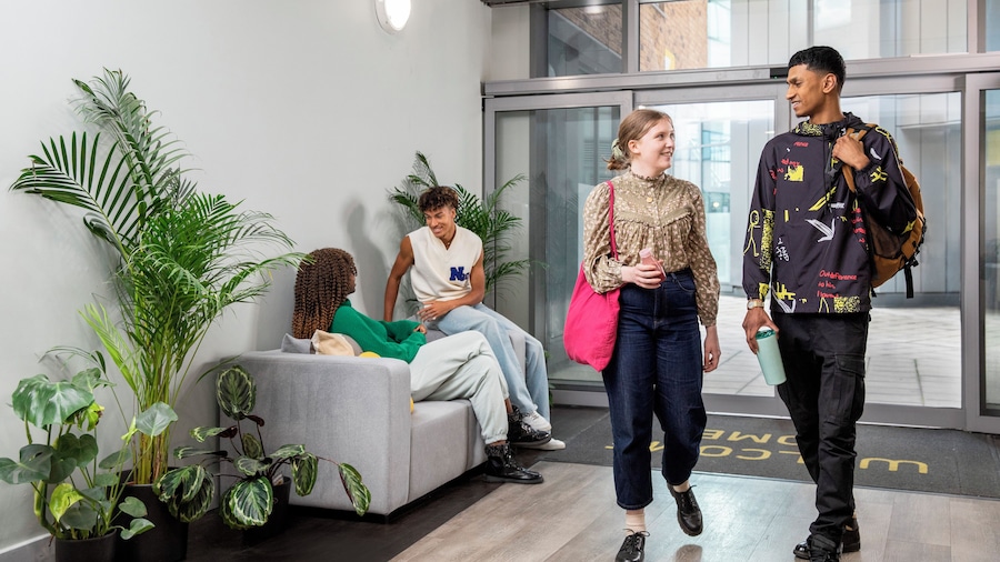 Destiny Student - Moonraker