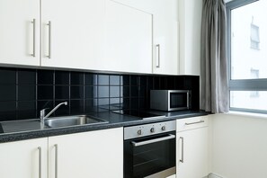 Kahden hengen perushuone | Yksityinen keittiö