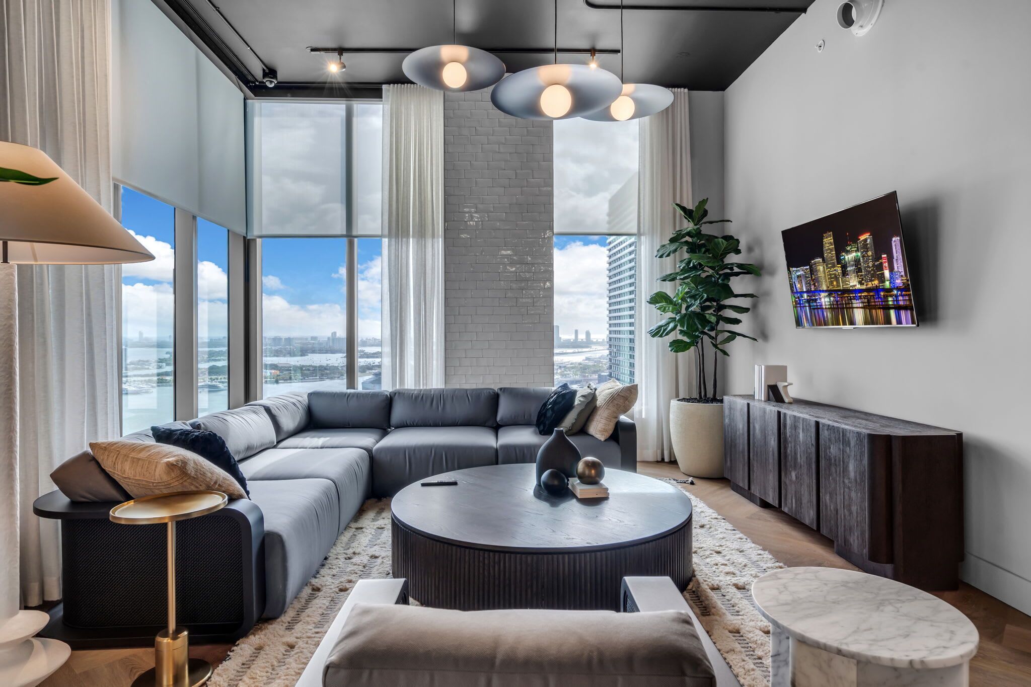 TV, offices