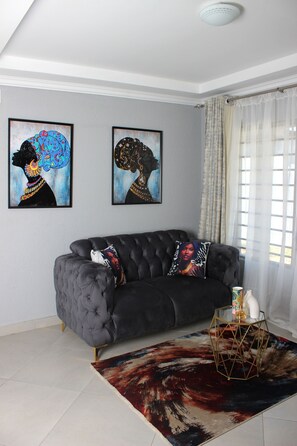 Living area - Homely Escapes (Phalaborwa)