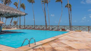 Basic Apartment | Pool