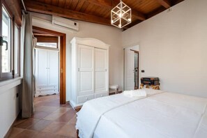 2 chambres, fer et planche à repasser, lit parapluie, Wi-Fi gratuit