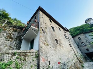 Exterior - Amanda and Alan`s Italian Job (Fornovolasco)