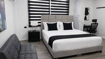 Suite monolocale Luxury | Ferro/asse da stiro, Wi-Fi gratuito