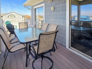 Outdoor dining - North OC 2 Bedroom Condo with Pool! Harbour Club #12G (Ocean City)