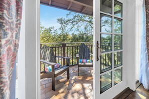 Interior - Wine & Shine | Close to Beach | 4BR (Santa Rosa Beach)