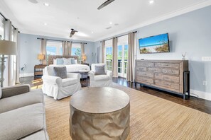 TV - Wine & Shine | Close to Beach | 4BR (Santa Rosa Beach)