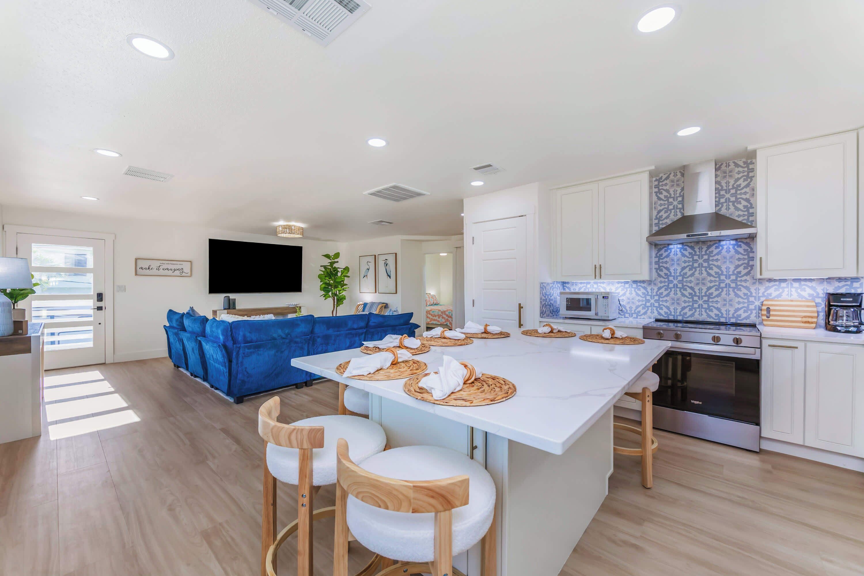 Talo, useita sänkyjä, pääsy uima-altaalle, näköala uima-altaalle (Dream Weaver) | Oleskelualue