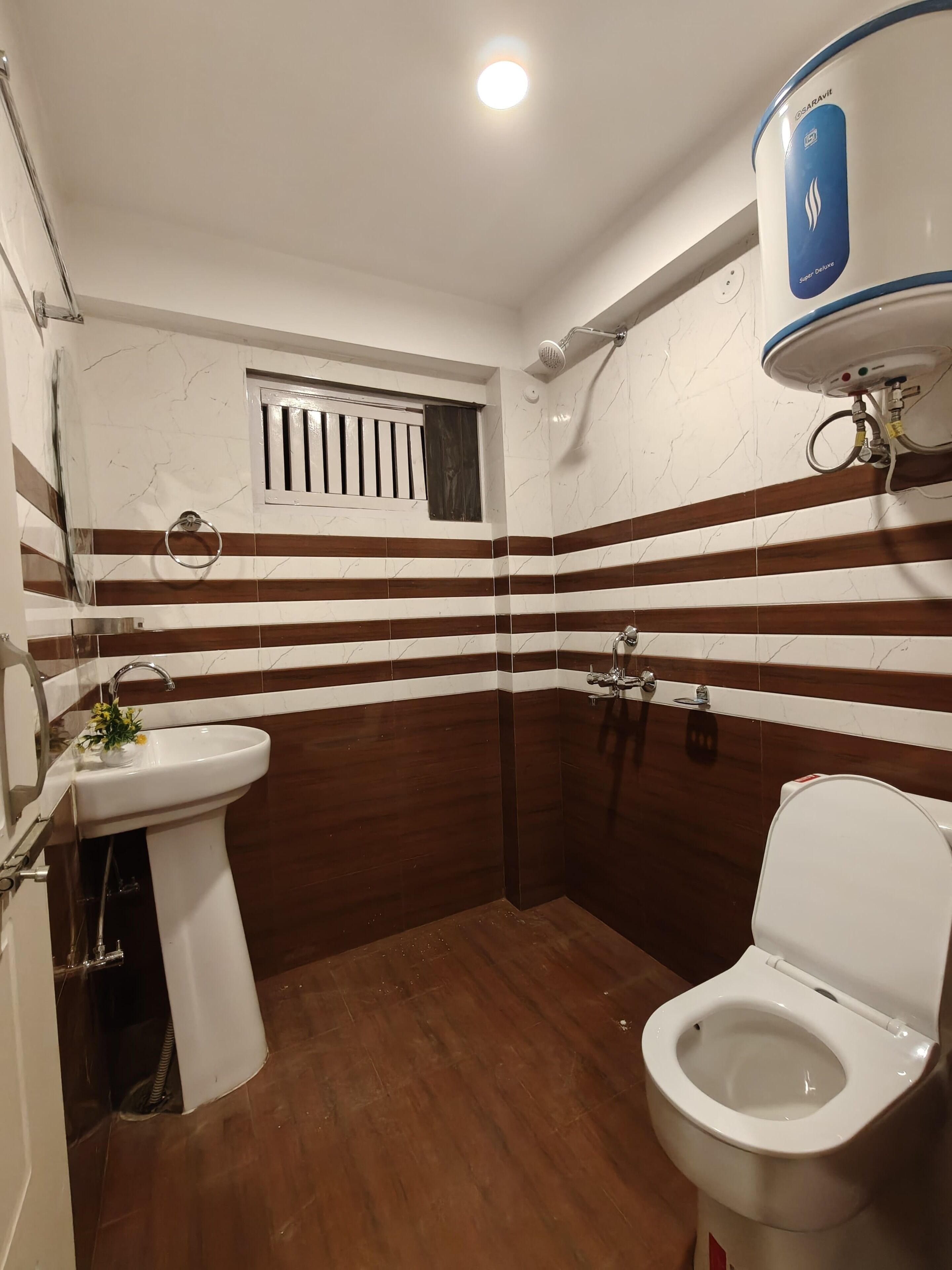 디럭스 싱글룸, 발코니, 산 전망