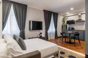 1 bedroom, in-room safe, iron/ironing board - Toscana 2 - FromHometoRome (Roma)