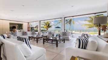 Basic Chalet | Terrace/patio